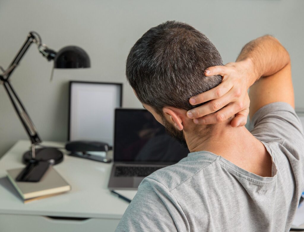 neck specialist in Indore, neck pain treatment in Indore