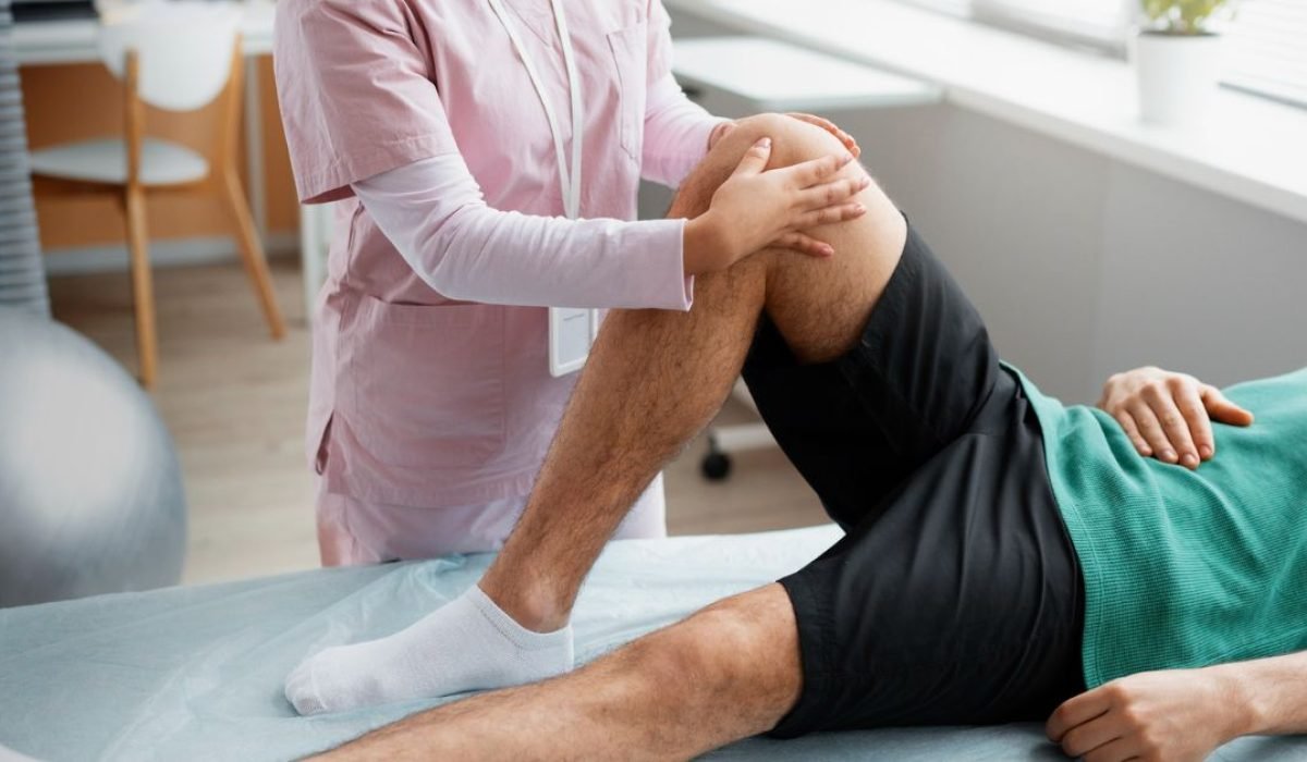 doctor for knee pain